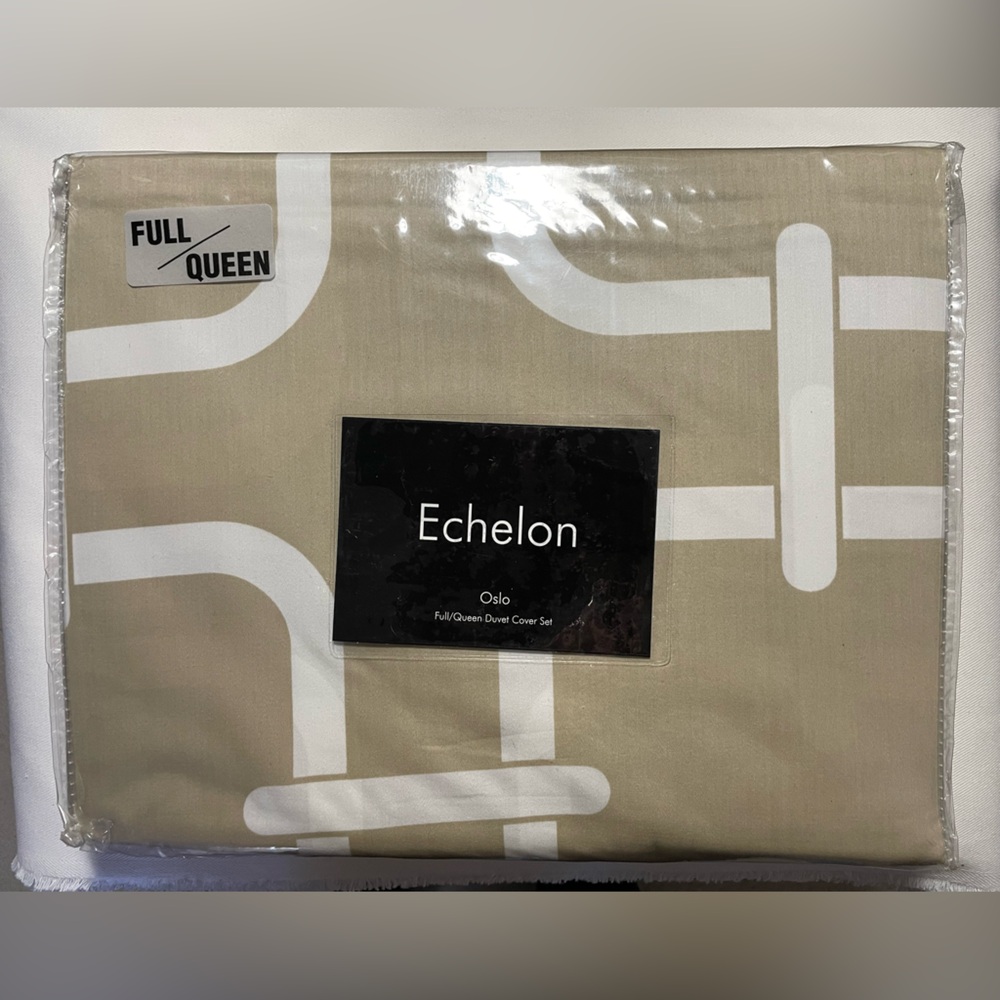 NWT  Echelon Full/ Queen  Duvet.   Dark Tan/Light Brown